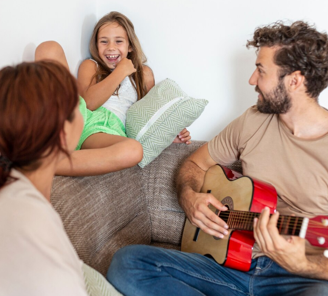 Пение родителей как способ улучшения здоровья младенцев и снижения стресса у родителей Пение родителей как способ улучшения здоровья младенцев и снижения стресса у родителей