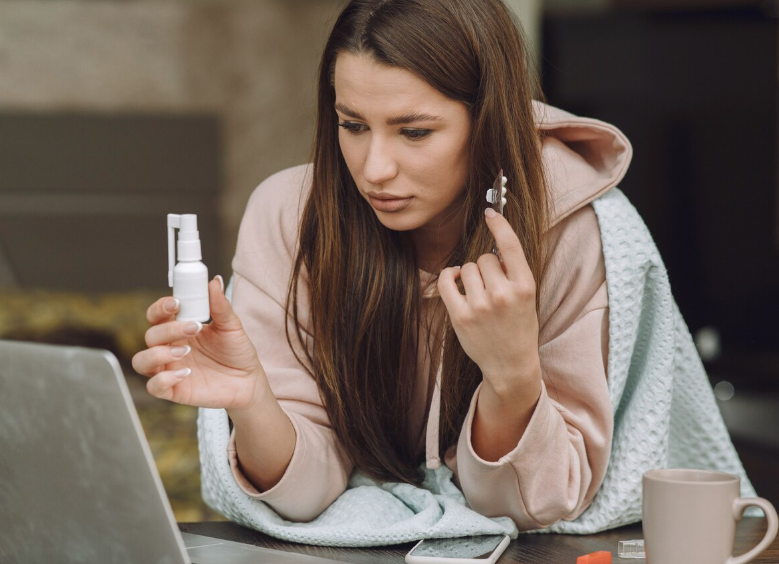 Назальный спрей с азеластином снижает риск заражения SARS-CoV-2: результаты плацебо-контролируемого исследования